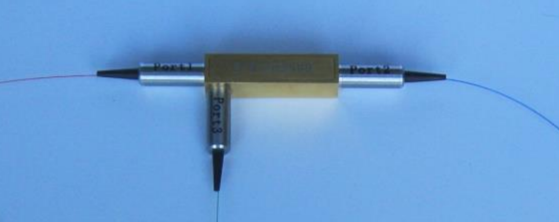 1950nm / 2W　2 Micron Fiber Circulator [AP-CIR-2000PM] 