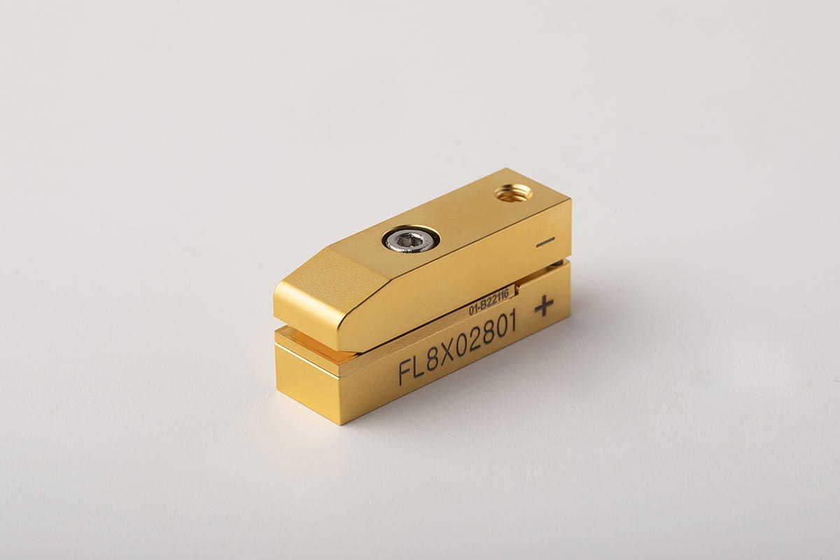 Micro-Channel Water Cooled Single Bar Diode Laser：MCC09