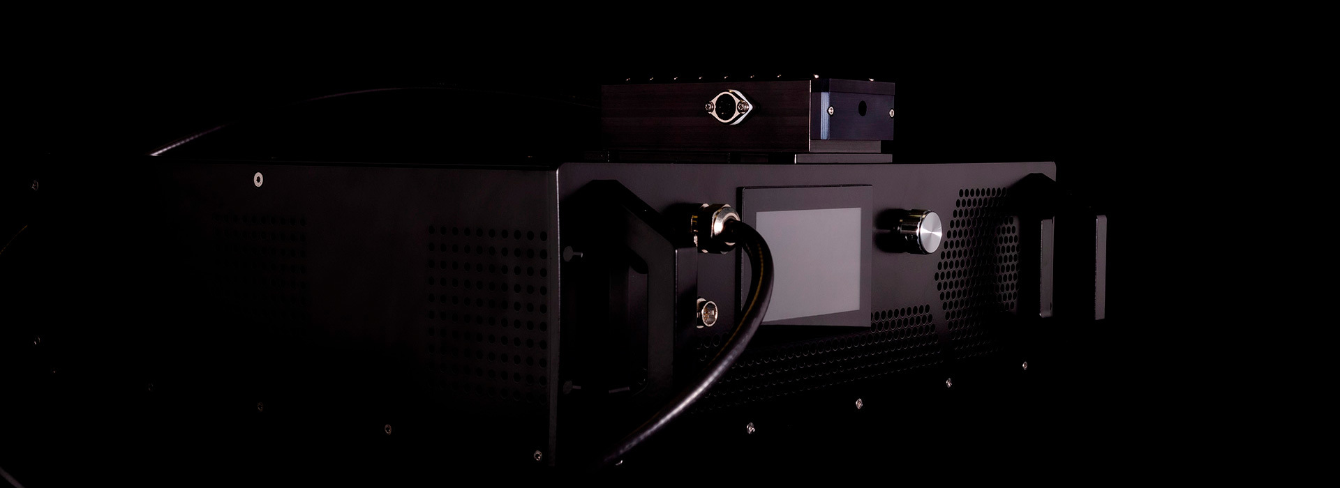 1015nm CW Fiber Lasers & Amplifers