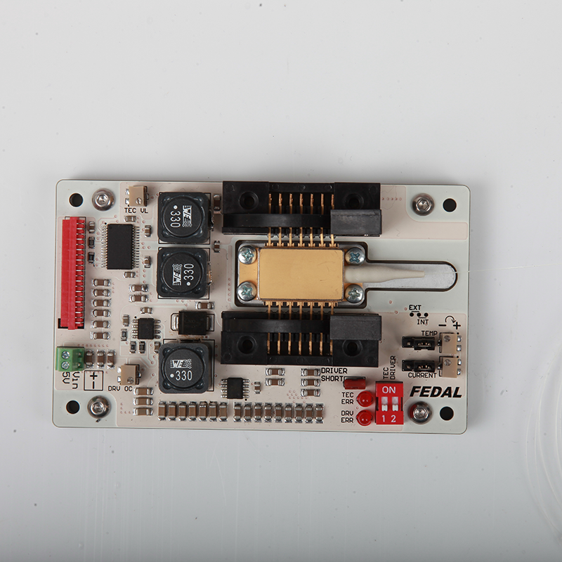 1500mA Current Source, 16 Watt TEC Controller, Integrated Zero Insertion Force Butterfly Mounting Socket